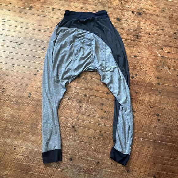 Sweaty Betty gray asymmetrical Athleisure harem leggings - Picture 3 of 3